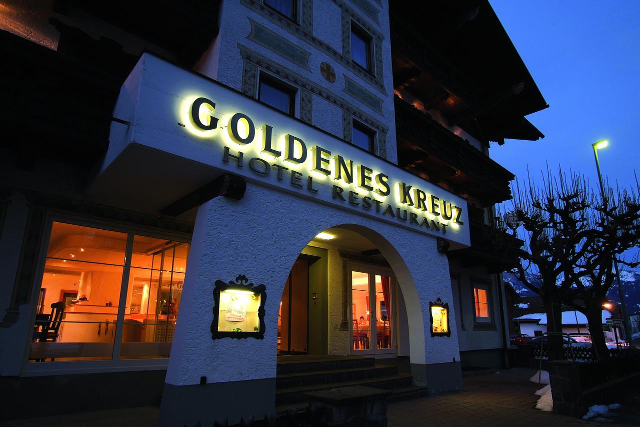 Hotel Goldenes Kreuz Tannheim Buitenkant foto
